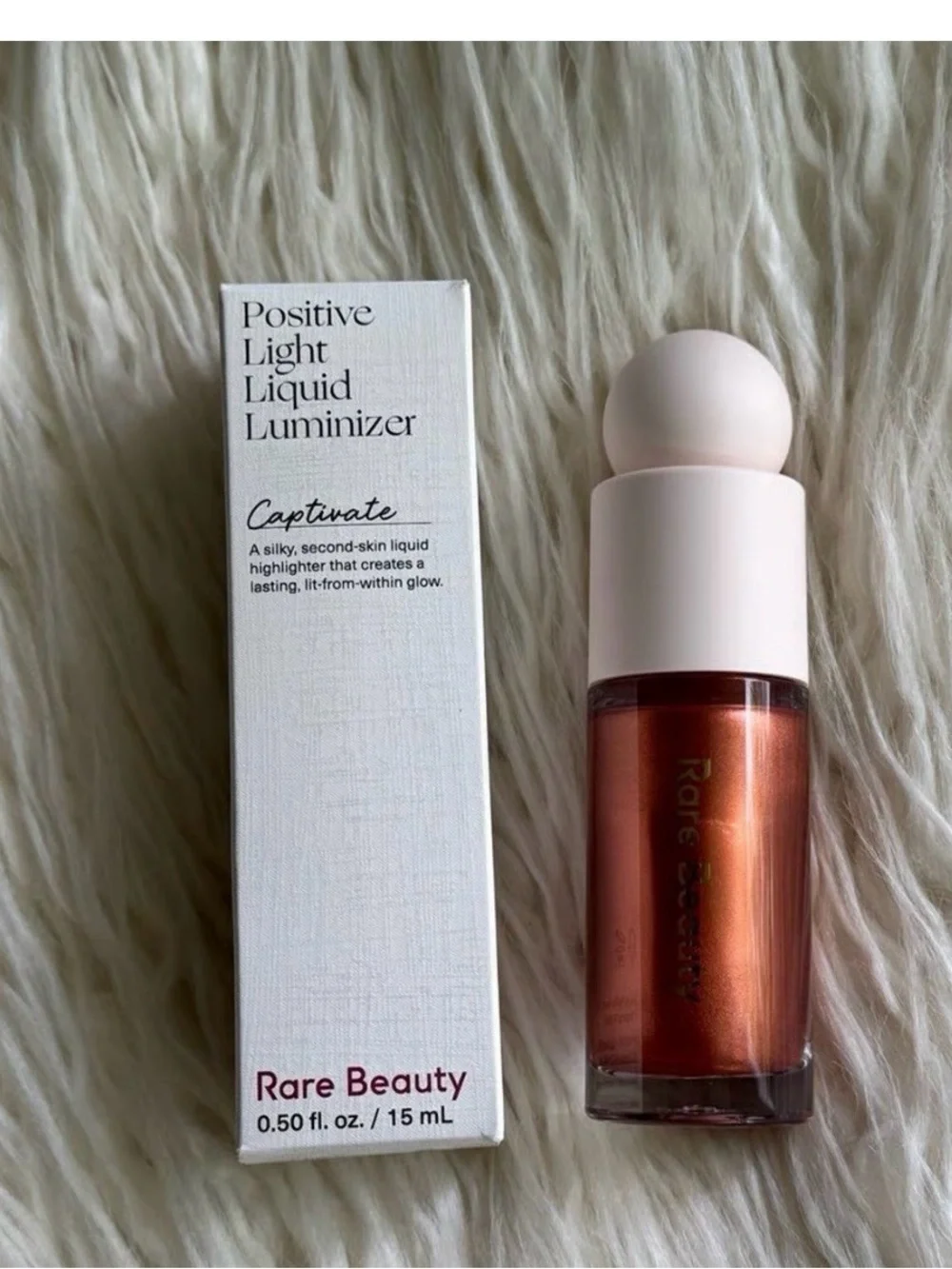 Rare Beauty Positive Light Liquid Luminizer - Captivate MSRP. $ 28